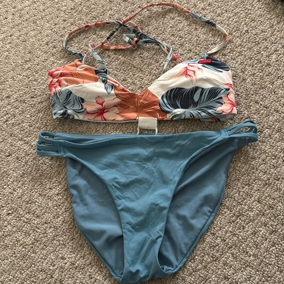 Roxy Other - Roxy Two-Piece Bathing Suit XS